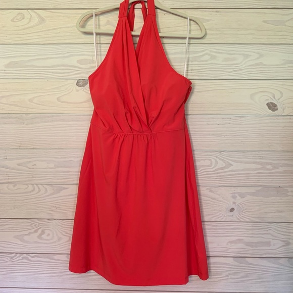 Athleta Dresses & Skirts - Athleta coral halter style dress